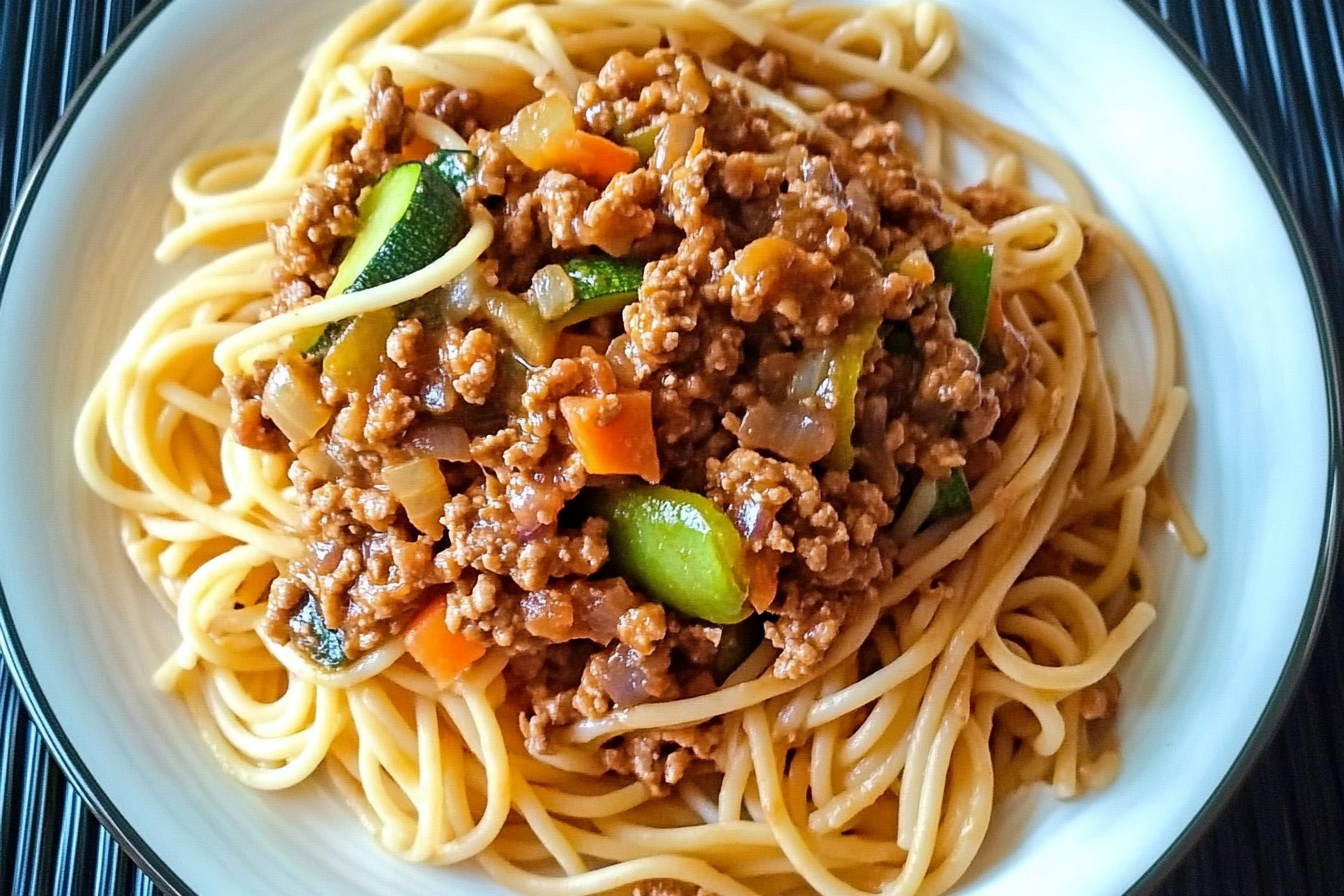Pâtes complètes aux légumes et viande