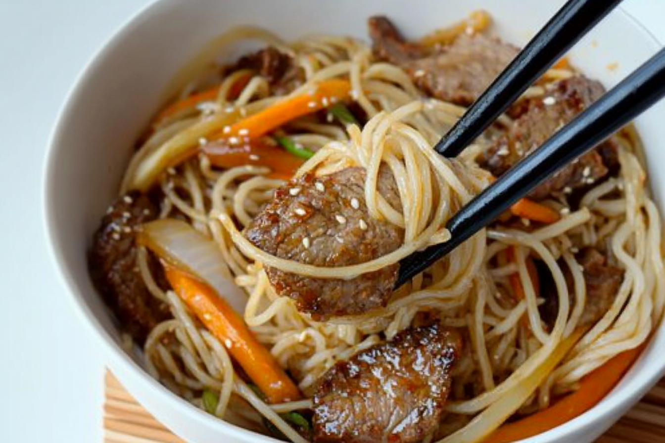 Fideos chinos à la viande