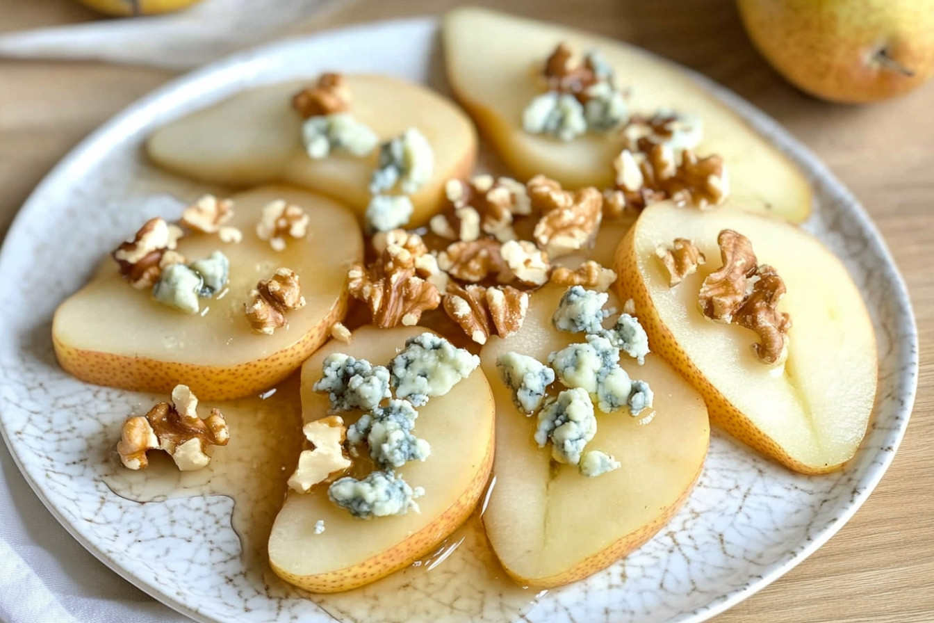 Poires au fromage bleu et noix
