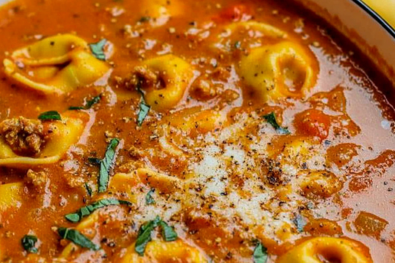 Soupe tomate tortellini et viande